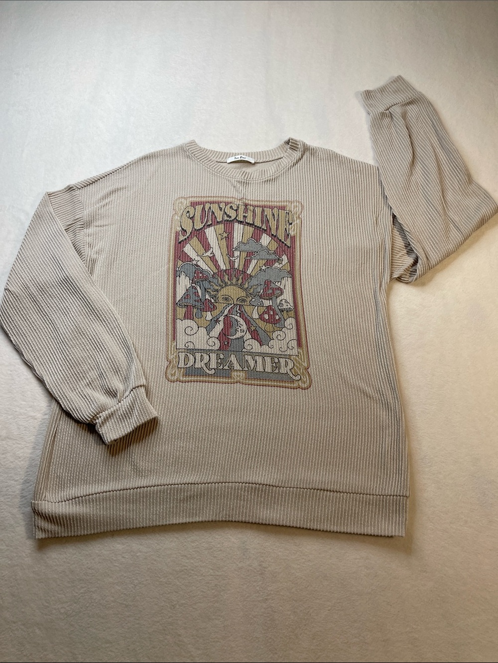 TRES BIEN Sunshine Dreamer Graphic Waffle-Knit PULLOVER WOMEN SIZE( SEE PHOTOS ) - Picture 1 of 6